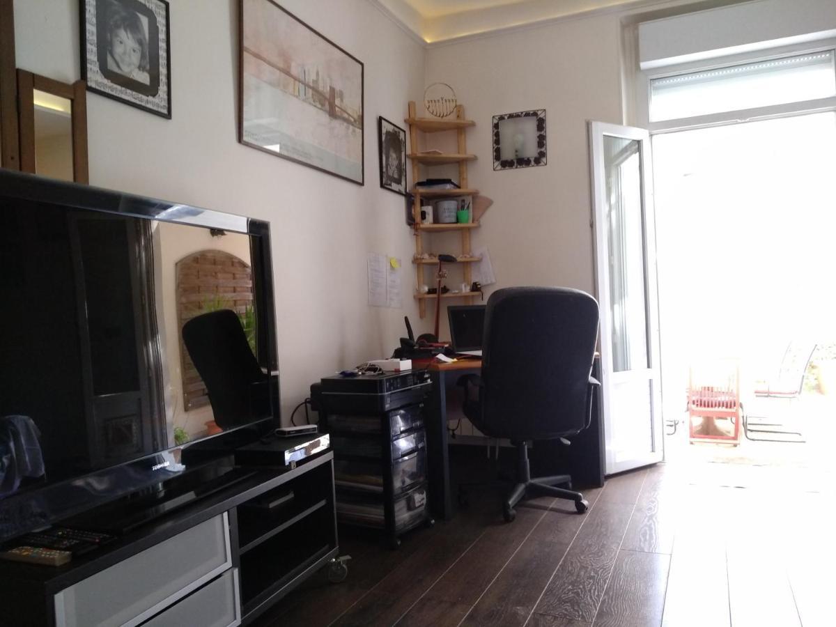 Cosy Rare 2 Bedroom Apartment Around A Private Garden Neuilly-sur-Seine Kültér fotó