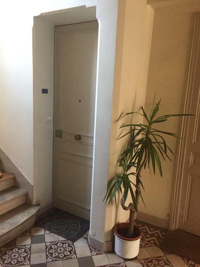 Cosy Rare 2 Bedroom Apartment Around A Private Garden Neuilly-sur-Seine Kültér fotó